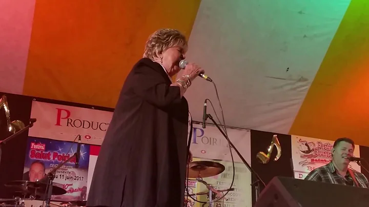 Compilation de Julie Daraiche au festival de St-Pa...