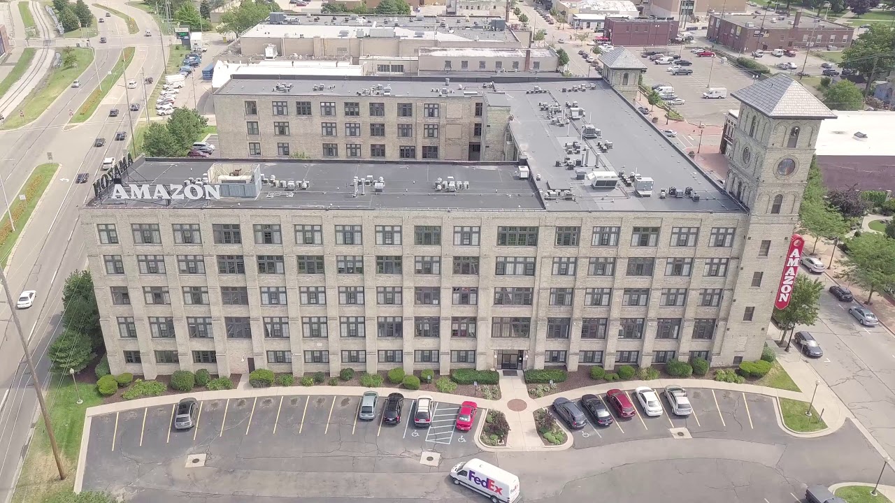 A Closer Look at The Amazon Building by HDJ - YouTube