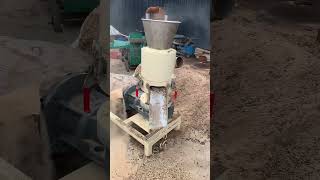 22Kw Electric Motor Type Biomass Pellet Making Machine For Fuel