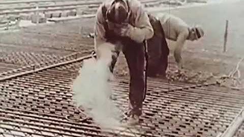 Building the Golden Gate Bridge - 1930