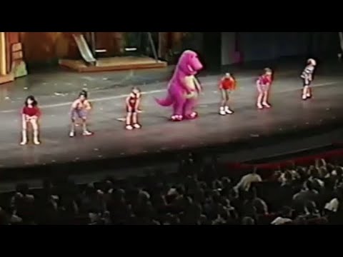 Barney Song She Ll Be Coming Round The Mountain Barney Live In New York City