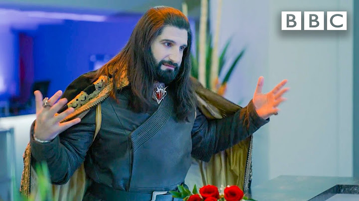 How NOT to chat someone up | What We Do in the Shadows – BBC
