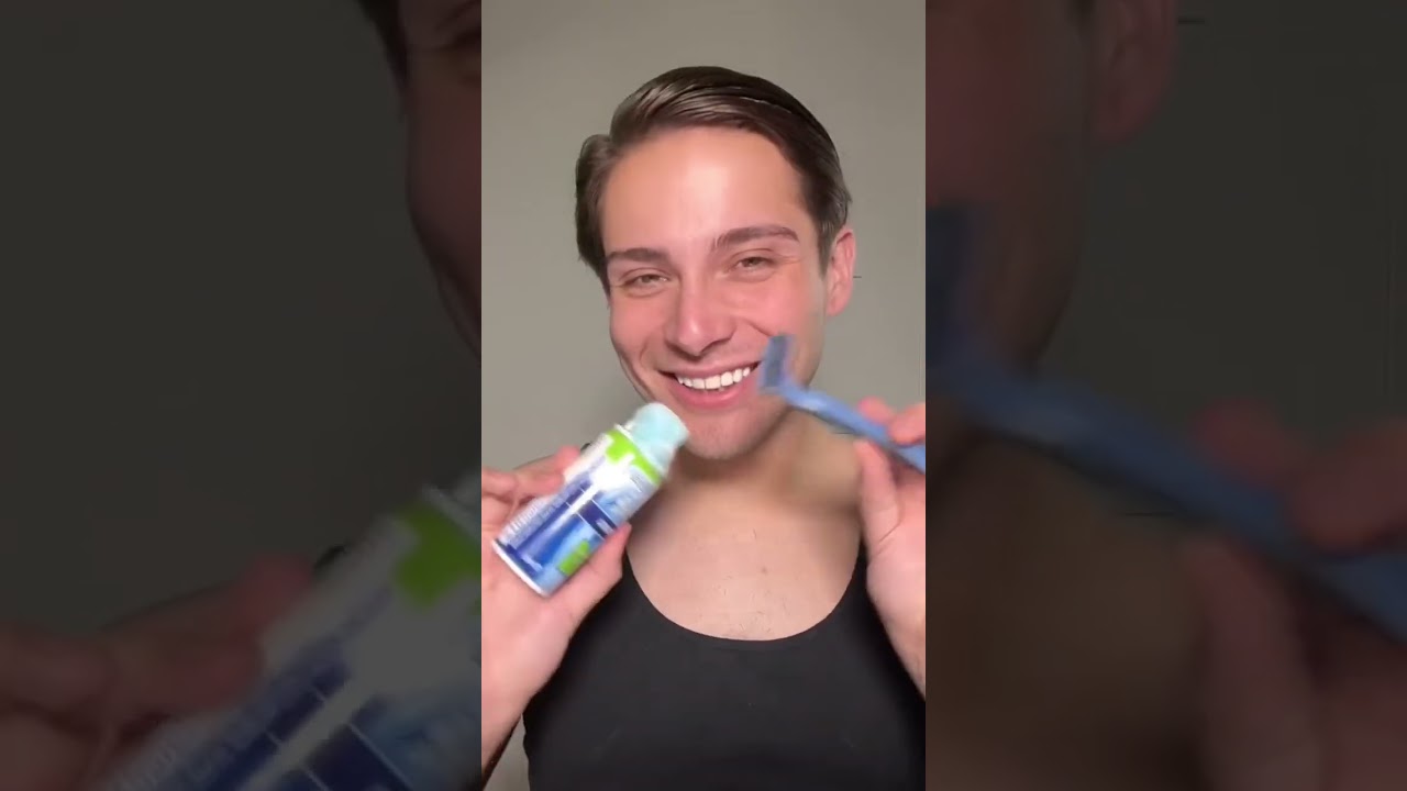 Voor het eerst mijn baard eraf halen!😱 #shorts - YouTube