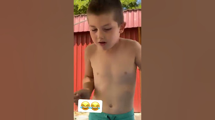 Tomi kipróbálja az új medencét 😂😂😂 #shorts