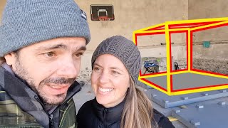 🚐 Building a TINY winter WORKSHOP!! This is a lot more work than I expected!! 2/5 Ep.320