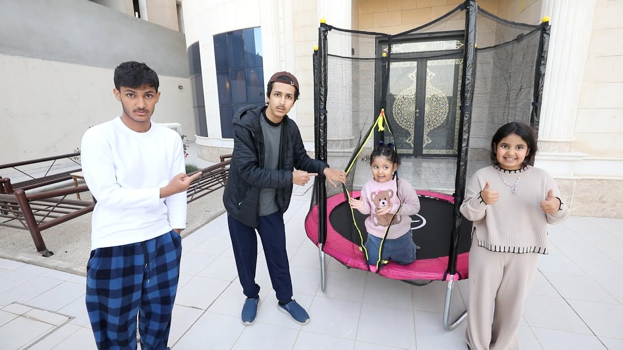 لجين تتحكم في ليلى تجيب اغراضها كامله ! ليلى