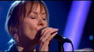 Suzanne Vega - Horizon (There Is A Road) at Folk Awards 2014 chords