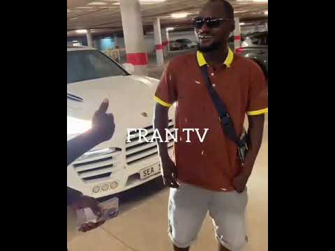 funny-face-gifts-1k-to-a-fan//-says-he-dey-follow-ein-manager-adebayor