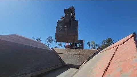 Sandvik QJ341➕️ Jaw & QE241 Scalper Screen - Granite Rock 🪨