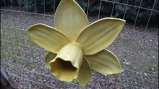 Making Ceramic Yard Art - Large Flower