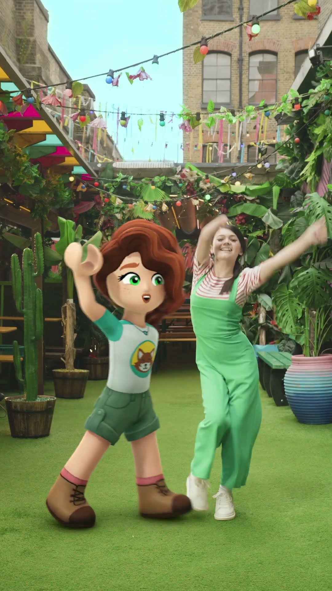 Get DANCING! ?? Dance off with Autumn ??LEGO Friends #Shorts #Dancing #DanceTrend #Autumn