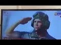شاهد رد فعل عائلة جزائرية عندما رأت ابنها المشارك في الاستعراض العسكري شاهد رد فعل عائلة جزائرية عندما رأت ابنها المشارك في الاستعراض العسكري