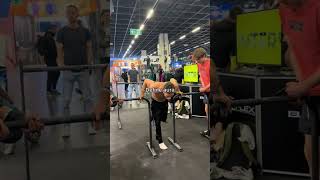People reaction😎🥶#planche #aura #gym #respect #reaction #workout #calisthenics #shorts