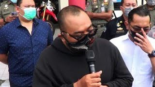 Pria Yang Mengejek Pengunjung Mal Bermasker Menyesal Dan Minta Maaf Pria Yang Mengejek Pengunjung Mal Bermasker Menyesal Dan Minta Maaf