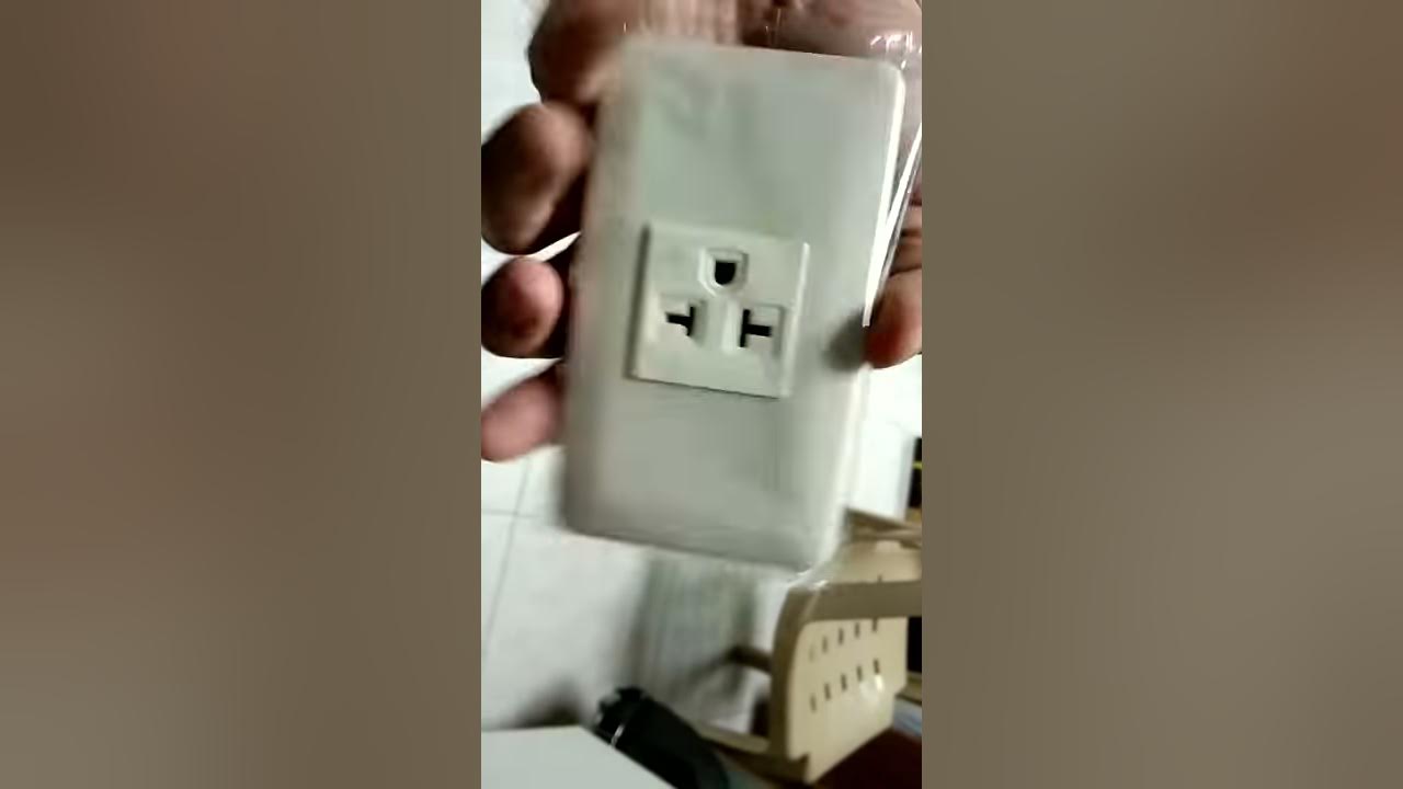 Omni Aircon Outlet with Plate (WEA-401) 20A 250V - YouTube