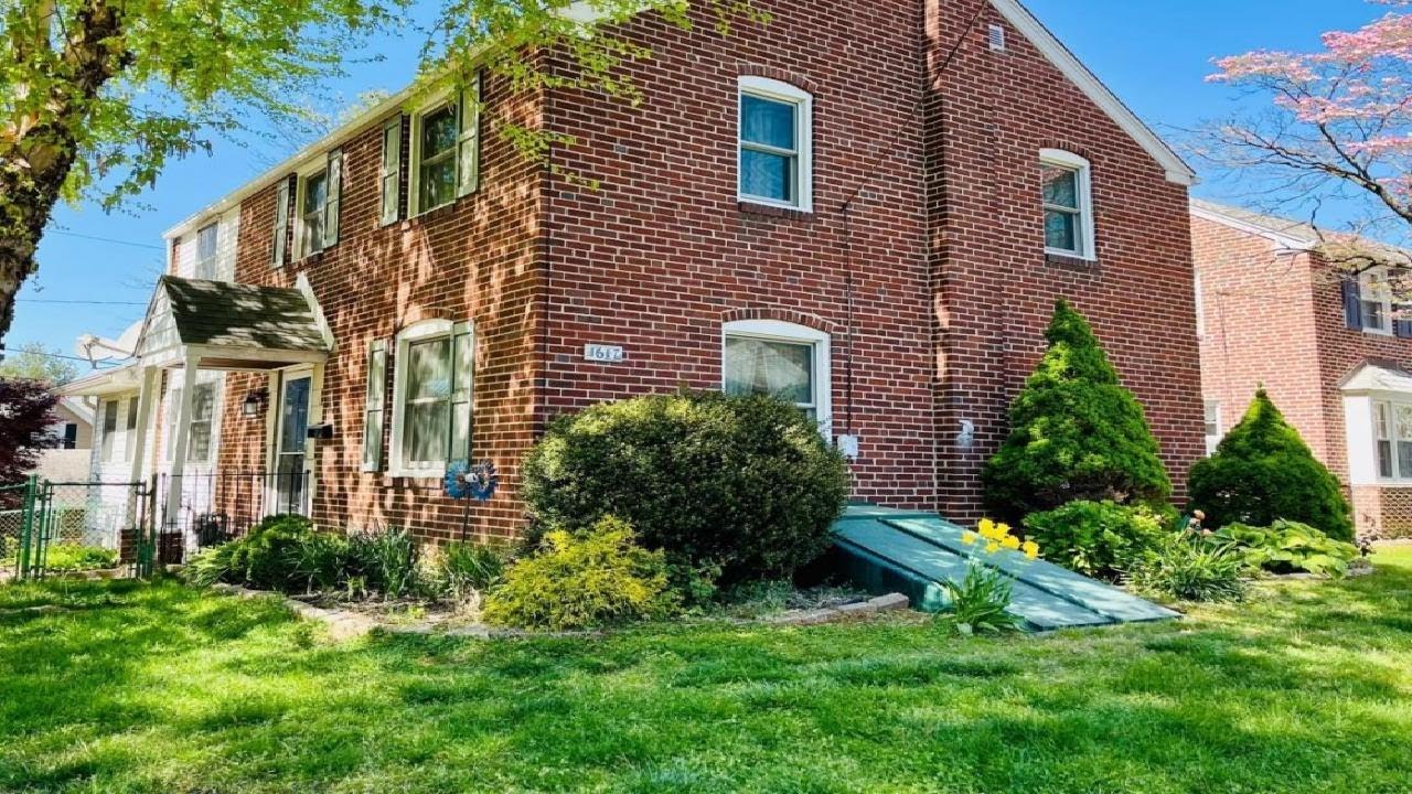 1617 LYNNEWOOD DRIVE, HAVERTOWN, PA Presented by Madoka Nishimura