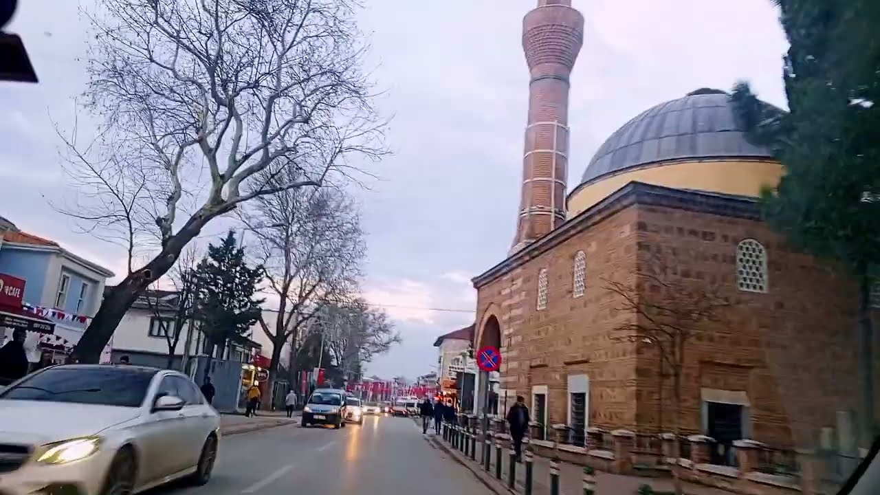 Bursa'nın Tarihi Hazinesi: İznik Sokaklarında Araçla Bir Tur 