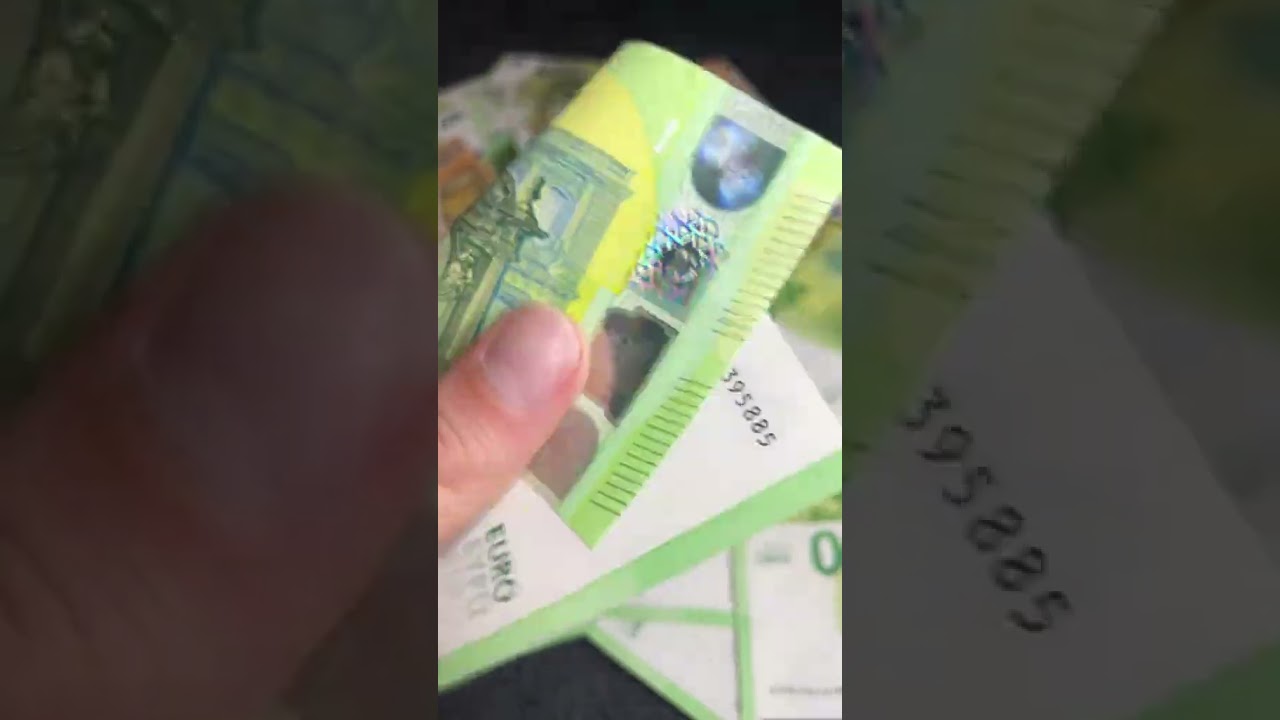 🤑 Fanning €100 Euro Bills: A Close-Up of Cash! 💸