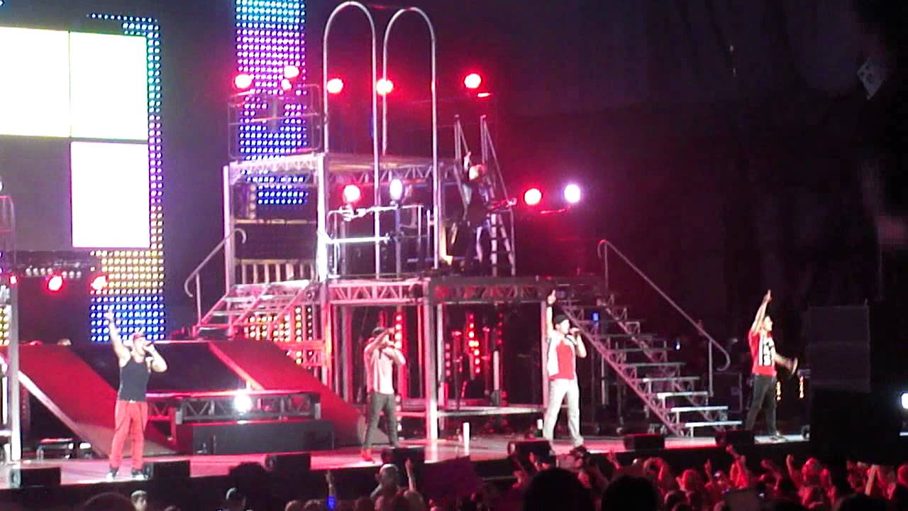 Big Time Rush - Til I Forget About You (Jiffy Lube Live - Bristow, Va)  August 19, 2012