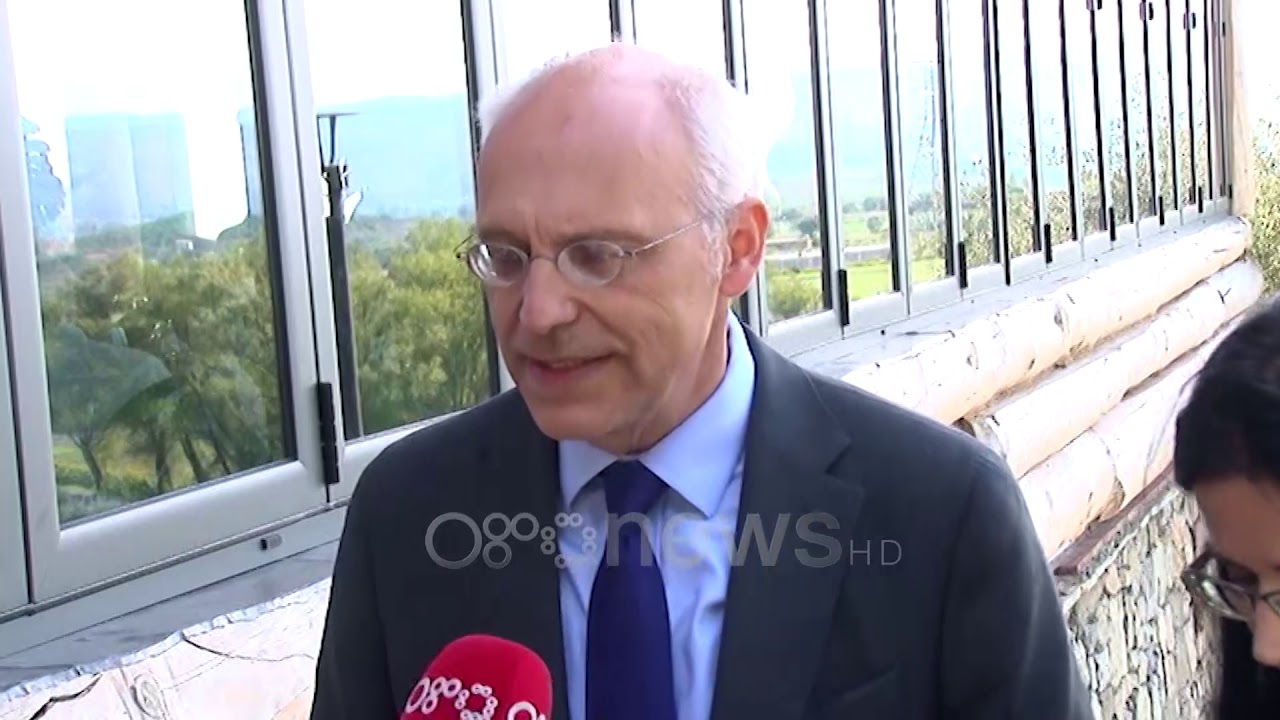 Ora News - Ambasadori gjerman për Ora News: 6 muaj afat për kushtet