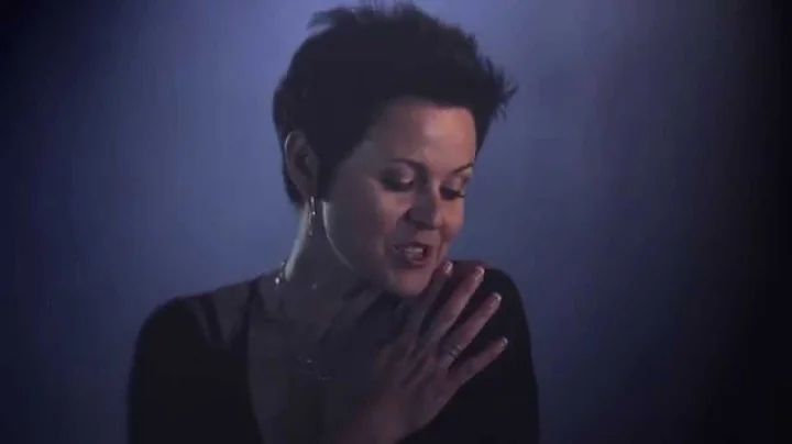 JENNIFER ZAMUDIO "S dit Harder" (Amptelike Musiekv...