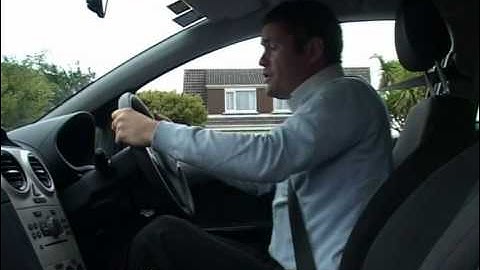 13) ISM Driving Guide - Hand Signals