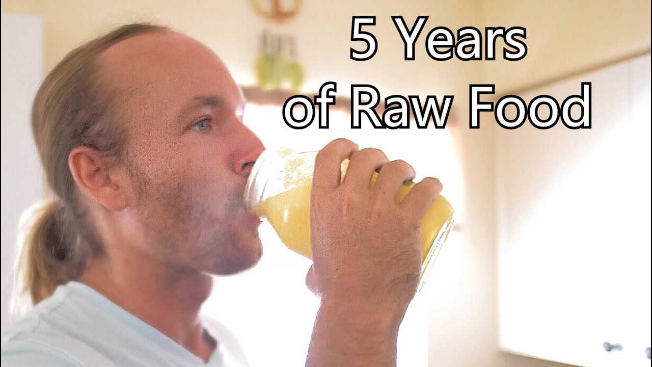 5 Years of Eating Only Raw Food / What I Eat in a Day