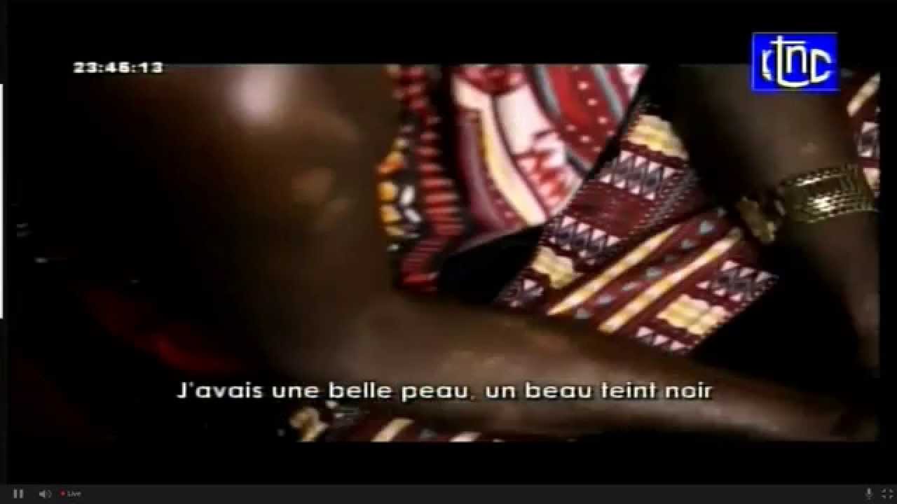 La crème de beauté de concombre blanchit