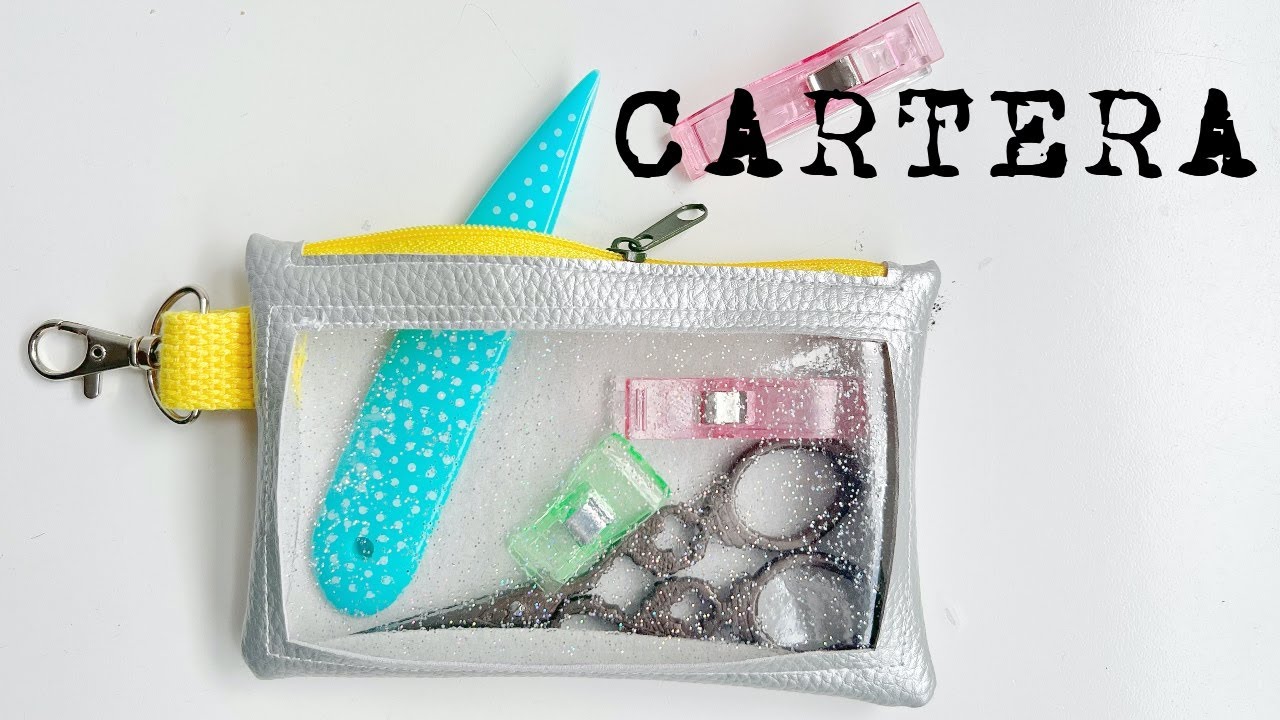 Cartera de polipiel y transparente ( facilísima )