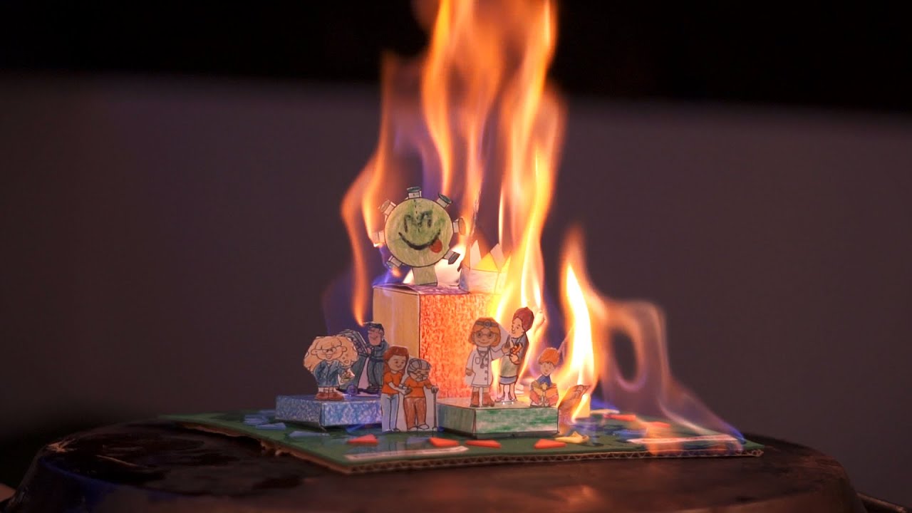 Falla Queda't en casa, autor Quique García