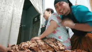 MIJAT MBAK شقيق جميل نفسك #massage #urutwanita #pijattejaarummelatiwangi