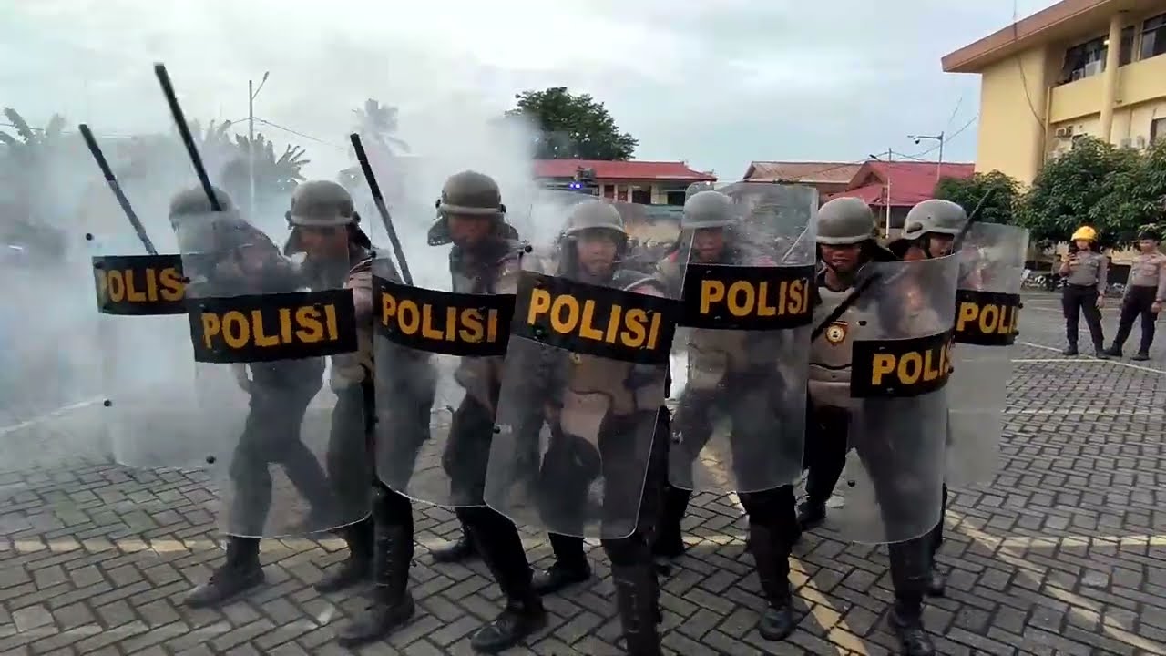 LATIHAN DALMAS DIT SAMAPTA POLDA SULUT