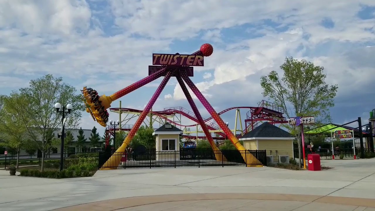 Twister - Park at OWA - Zamperla Midi Discovery
