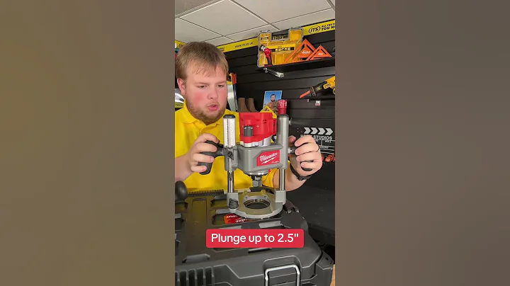 Unboxing: Milwaukee M18 FUEL 1/2″ Router #milwaukee #milwaukeem18 #newtools
