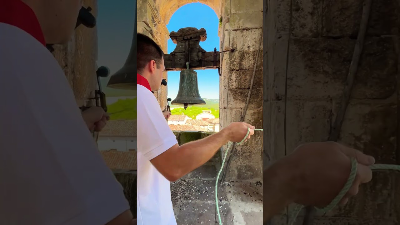 Repiques de procesión en las fiestas patronales | Zúñiga (Navarra) #bells #travel #tradiciones