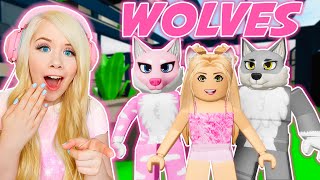 I GOT ADOPTED BY WOLVES IN BROOKHAVEN! (ROBLOX BROOKHAVEN RP)