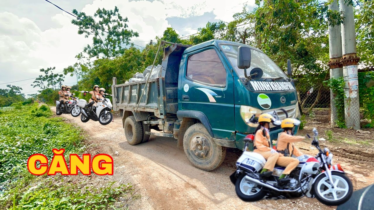 RƯỢT ĐUỔI XE Ô TÔ BEN CHỞ ĐẤT VỚI TỐC ĐỘ KINH HOÀNG CỰC KỲ KỊCH TÍNH ĐẾN PHÚT CUỐI