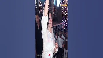 ده عكازي كفيل بيهم وبكره يشوفو بعنيهم مش محتاج لشيء منهم انا اللي كنت بديهم 
