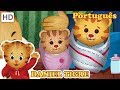 Daniel Tigre em Português 👶🏼 Jogando com Bonecos | Vídeos para Crianças
