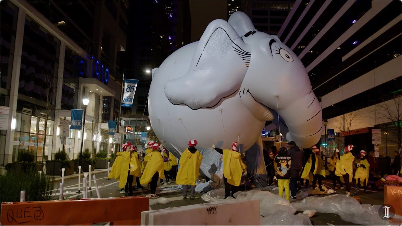 behind-the-scenes-with-the-balloon-carriers-of-philadelphia-s-2023