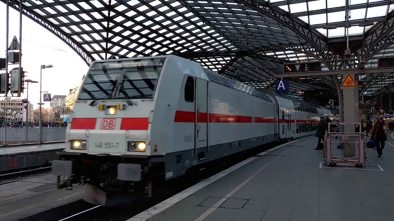 Köln Hbf (DE), departure DB IC 2045 with destination Leipzig Hbf (DE). (27/11/2021)