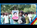 KANISA MALKIA WA UBEMBE KWENYE MAOMBOLEZO YA FURAHA ALIKOKUA BURUND MKE WA CHEF WA SECTA YA LULENGE 