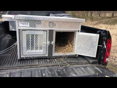 houndsman-deluxe-dog-box