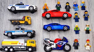 Mini Cars and Lego people reviewed in hands