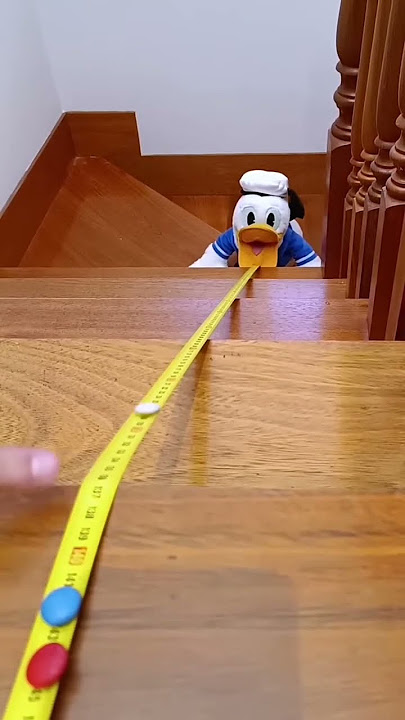 Donald bebek makan permen #donaldduck #funny #duck #komedilucu #komedipopuler #comedygenre