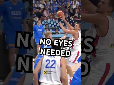 Just another no look dime for Jokić! 🤷‍♂️