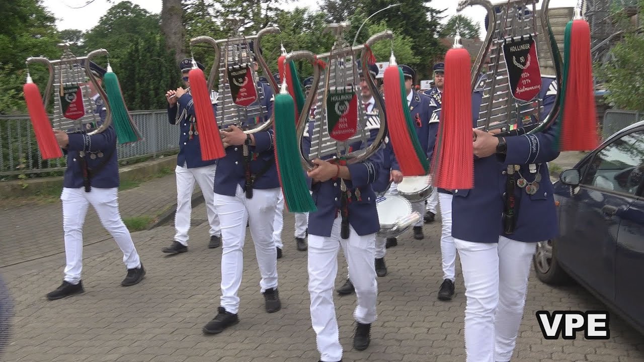 100 Jahre Hollinger Spielmannszüge Teil 1 Abmarsch um die Gastvereine abzuholen.1