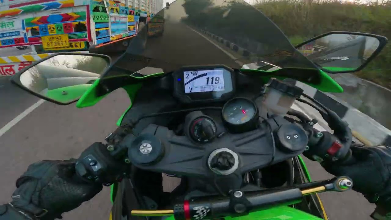 ZX6R 🔥 | Raw video 😳 | zx6r vs ktm duke 390 |Quickshifter Sound 