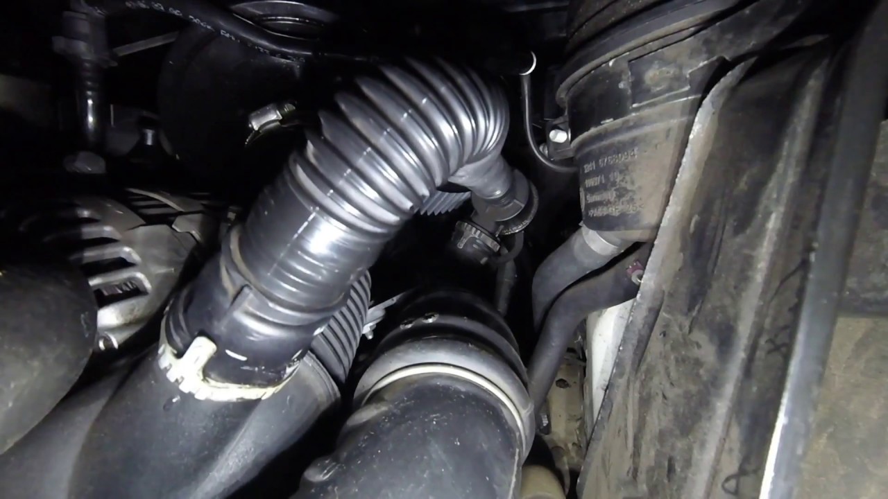 N54: Stock Airbox VS BMS DCI underhood camera