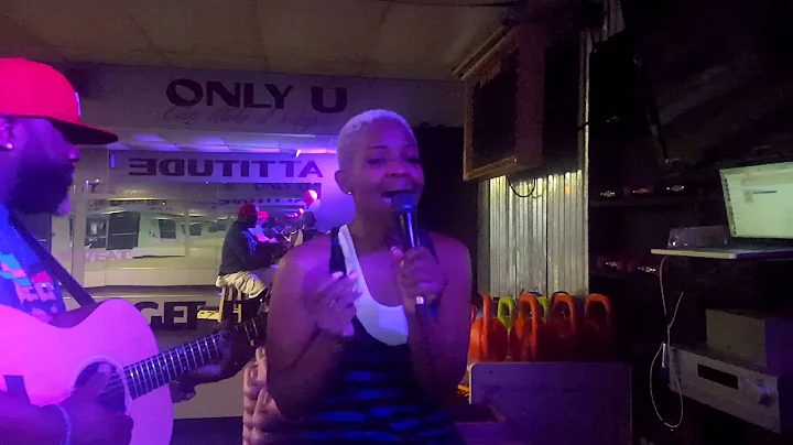 Kissin you (acoustic version cover) Melodie Nicole...